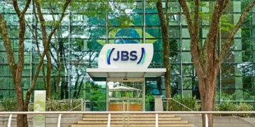 BDRs da JBS estreiam na B3 estáveis; ações começam a ser negociadas na Nyse no dia 12