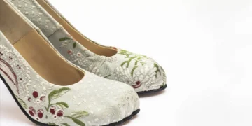 Cofre do MUDE mostra tesouro português da estilista Vivienne Westwood