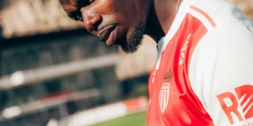 EM DIRETO: Siga os rumores e os negócios do mercado de transferências