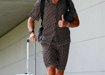 Cristiano Ronaldo assinalou regresso a Portugal com estes dois emojis