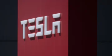Tesla vai construir fábrica de armazenamento de eletricidade na China