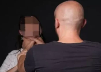 Homem é condenado a 29 anos de prisão por tentativa de latrocínio contra a própria irmã