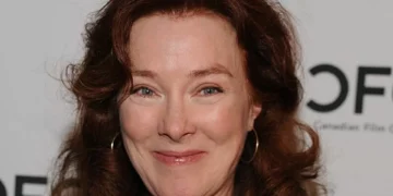 Morreu Valerie Mahaffey, de “Donas de Casa Desesperadas”, “Young Sheldon” e “Glee”