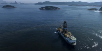 PPSA habilita 10 empresas para leilão de 74,5 mi de barris do pré-sal no dia 26