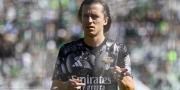 Carreras viaja este sábado para Espanha e vai ser jogador do Real Madrid