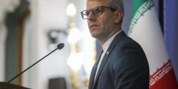 Irão e Europa têm nova reunião sobre programa nuclear na sexta-feira