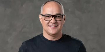 Todo poderoso na Globo, Amauri Soares anuncia em reunião que deixará cargo