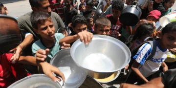 Seguranças americanos disparam munições reais em recolha de comida