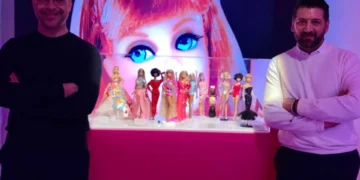 Designers de vestidos da Barbie morrem em acidente de viação