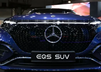 Mercedes suspende produção de carros elétricos para os EUA