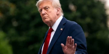 Brasil chama empresários para adotar medidas após tarifas de Trump