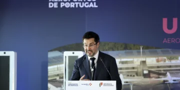 NA entrega hoje ao Governo proposta para baixar custos do novo aeroporto