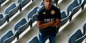 Oficial: Josué Souza é reforço do Nacional por cinco temporadas