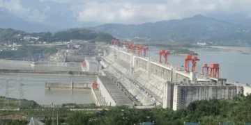 China inicia obra de US$ 170 bilhões para construir maior hidrelétrica do mundo