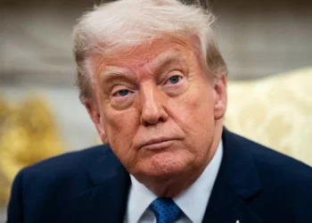 Apoiantes de Trump criticam ausência de lista de clientes de Epstein