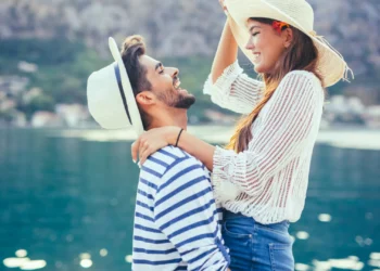 O amor chega sem avisar. Quatro signos que vão viver uma grande paixão