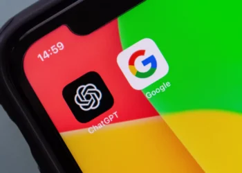 Há 2,5 mil milhões de perguntas por dia no ChatGPT. Google pressionada?