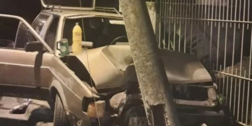 Adolescente de 14 anos colide contra poste ao tentar desviar de gambá em Pomerode