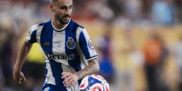 EM DIRETO: Siga os rumores e os negócios do mercado de transferências