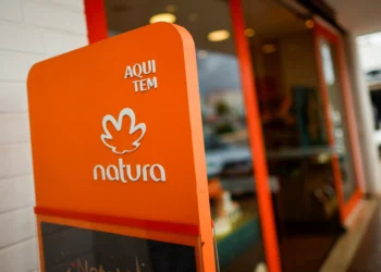 Natura (NATU3) lucra R$ 195 mi no 2º tri após prejuízo um ano antes