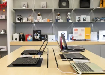 Lucro do grupo chinês Lenovo dispara 108% no primeiro trimestre fiscal