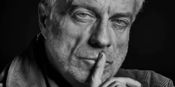 Morreu o ator Luís Lucas aos 73 anos, voz de “Conta-me Como Foi”