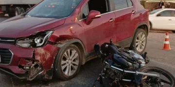 Colisão na BR-470, em Ascurra, deixa duas pessoas feridas