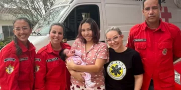 Bebê de 15 dias é salva após engasgo em quartel dos Bombeiros de Ilhota