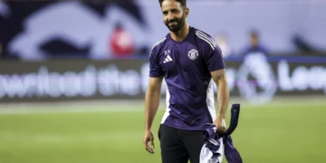 Bruno Fernandes brilha e Ruben Amorim conquista torneio pelo United