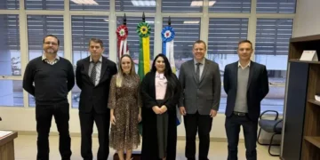 Representatividade e trajetória: Suelen de Lara assume cadeira na Câmara de Timbó por 31 dias