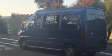 Motorista de micro-ônibus é preso por embriaguez e falta de habilitação em Novo Horizonte