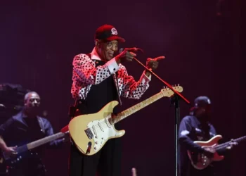 Com novo disco aos 89, Buddy Guy prova que o blues continua vivo e forte
