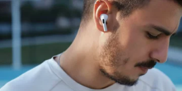 À espera de novos AirPods? Temos boas notícias para si…