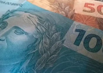 Juros futuros recuam após dados de inflação moderados nos EUA
