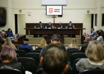 Lei em debate em Indaial pode punir mercados e beneficiar cliente em casos de produto vencido