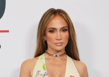 Jennifer Lopez abre o jogo sobre impacto do divórcio de Ben Affleck