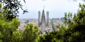 Sagrada Família vai tornar-se no templo mais alto do mundo em 2026