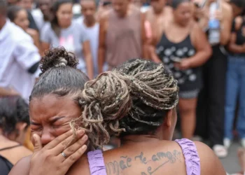 Mães de mortos questionam operação no Rio: “Arrancaram o braço dele”