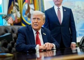 Trump anuncia acordo para reduzir preços de medicamentos nos EUA