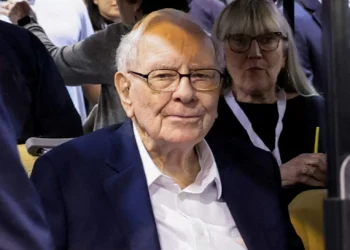 Buffett mira maior aquisição da Berkshire Hathaway em três anos com compra da OxyChem