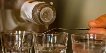 Casal internado em BC tem alta após suspeita de intoxicação por metanol ser descartada