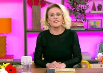 O ‘aperto’ de banheiro que tirou Ana Maria Braga às pressas do ‘Mais você’