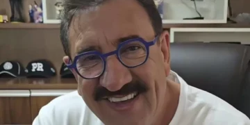 Ratinho decide mudar de nacionalidade; entenda