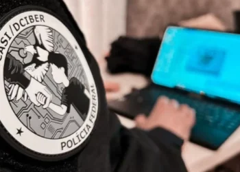 Homem é preso em Blumenau por armazenar material de abuso infantil