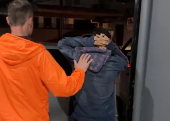 Após operação da Polícia Civil em Timbó, traficante é preso no bairro Araponguinhas