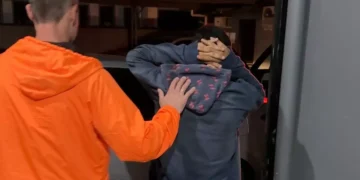 Após operação da Polícia Civil em Timbó, traficante é preso no bairro Araponguinhas