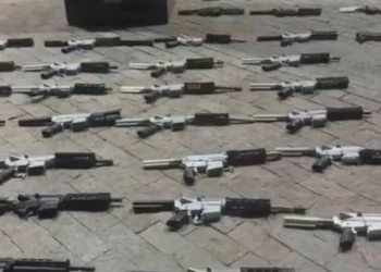 Operação desarticula organização que produzia armas para facções do RJ