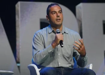 Marcelo Beraldo, diretor artístico do Lollapalooza Brasil, conta bastidores do festival