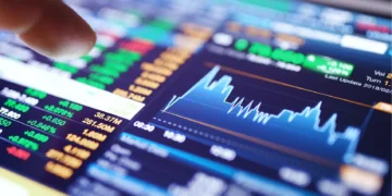 Ibovespa renova máxima histórica após IPCA-15 e dados de emprego dos EUA