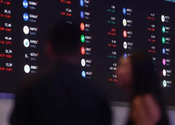 Ibovespa fecha acima dos 149 mil pela 1ª vez e sobe 2% no mês: quais próximos passos?